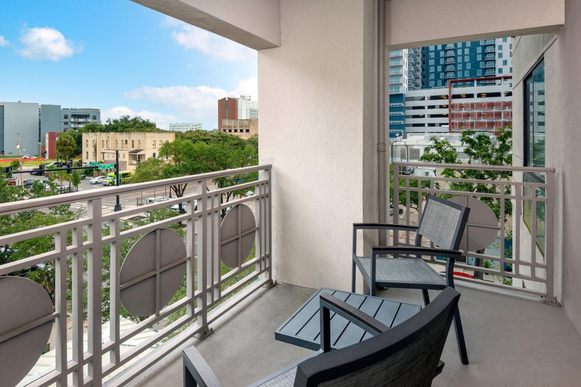 Courtyard Tampa Downtown Hotel Buitenkant foto